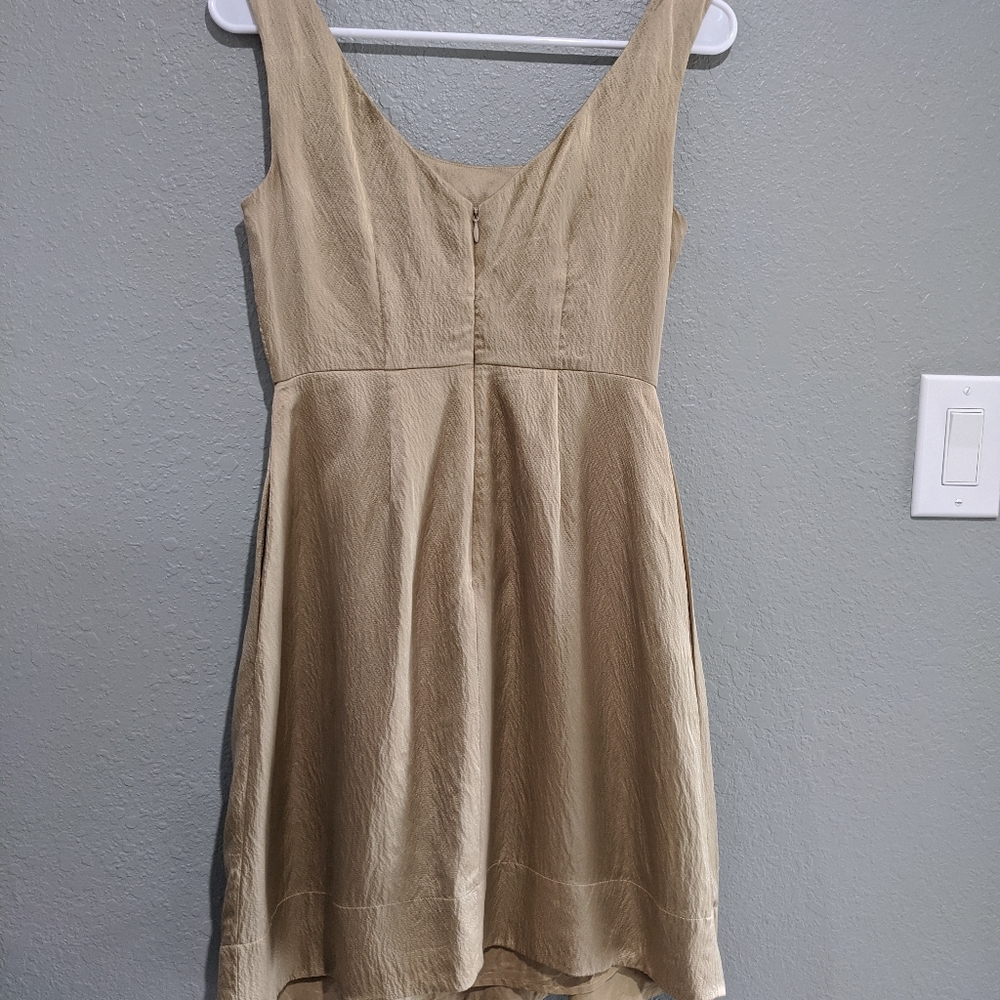 Dress - Picture 3 of 6